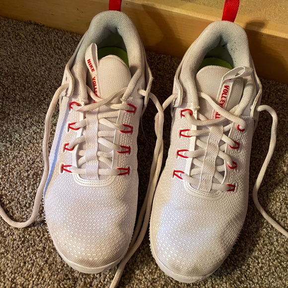 Nike volleyball shoes - Picture 4 of 6